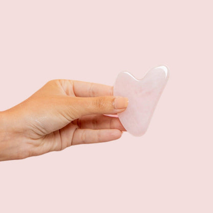 Gua Sha Quartz Rose – Outil de Sculpture et de Régénération du Visage